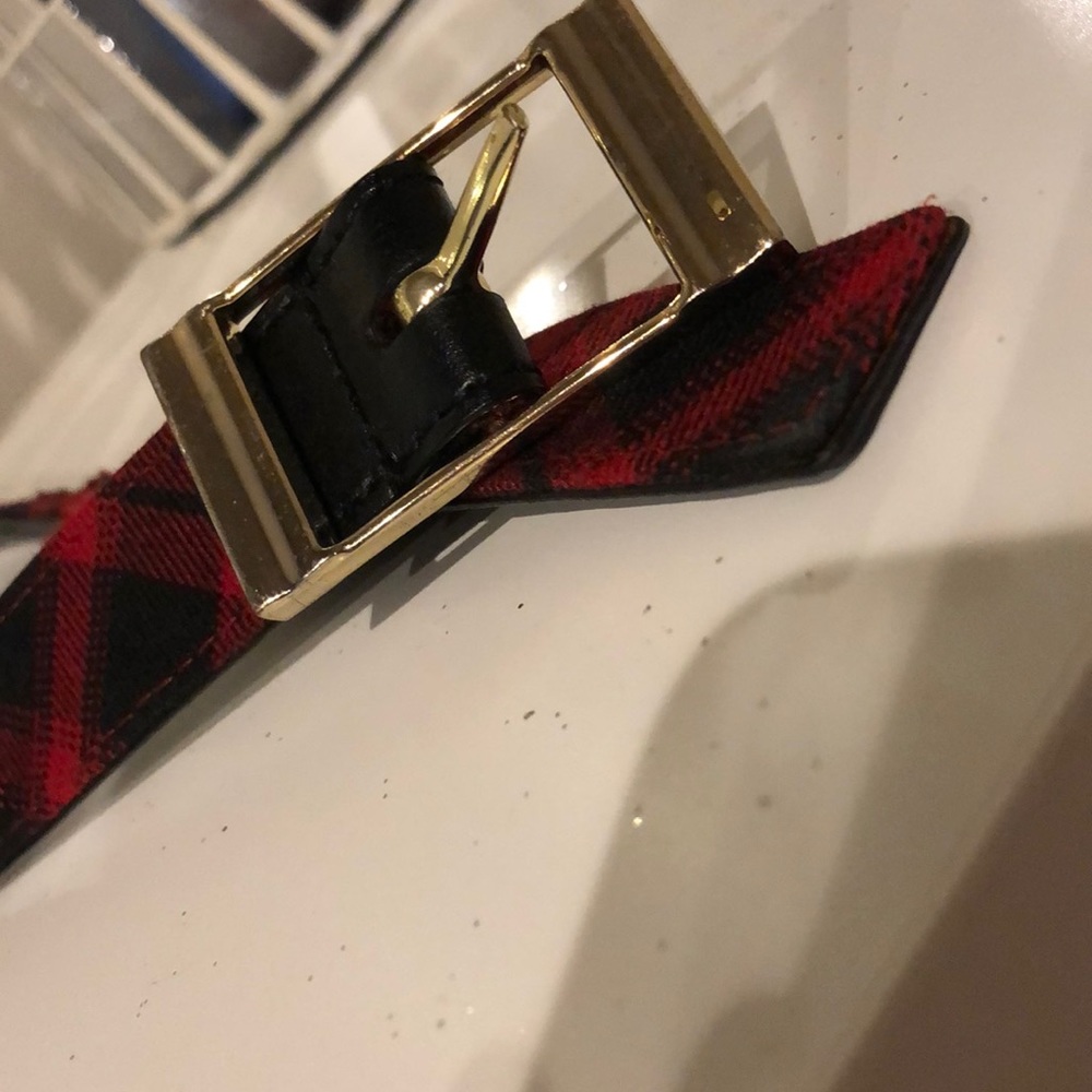 Red Talbots Belt - Picture 4 of 5